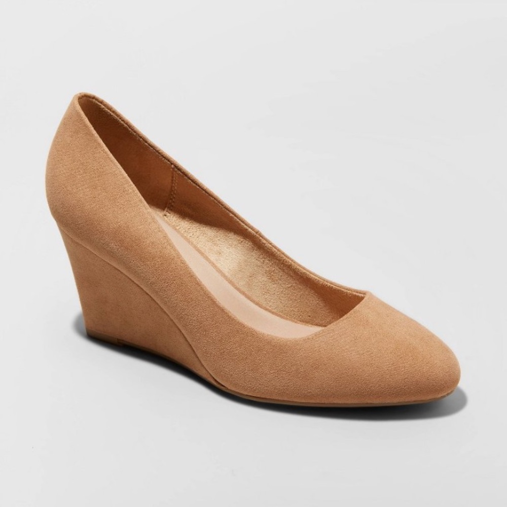 NWOT a new day Tan Wedges with Round Toe and Padding Inside